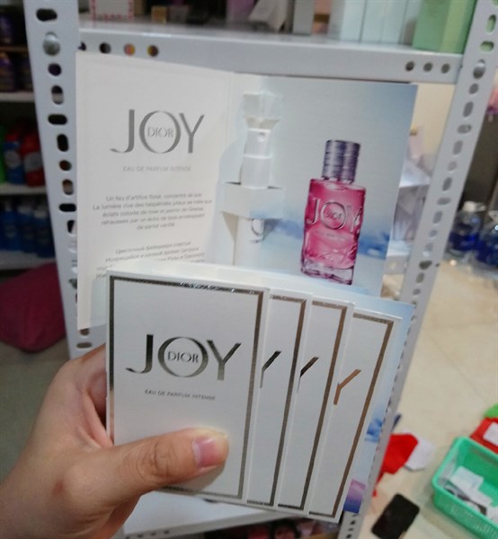 Nước hoa Dior JOY nhí Eau De Parfum Intense 1ml
