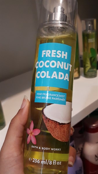 Xịt body BB fresh coconut 236ml