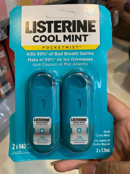 Xịt thơm miệng Listerine