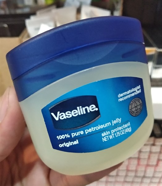 Dưỡng mỗi Vaseline hủ lớn 49g