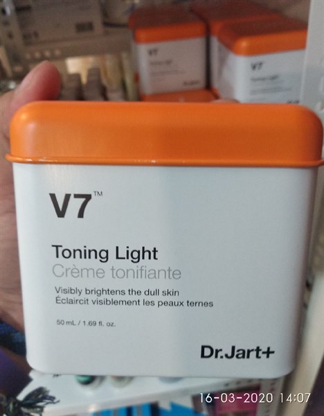 Kem dưỡng da V7 Toning Light lớn 50ml