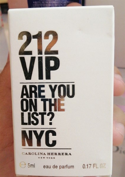Nước hoa nhí 212 Vip Are you on the list? Cabolina herera EDP 5ml