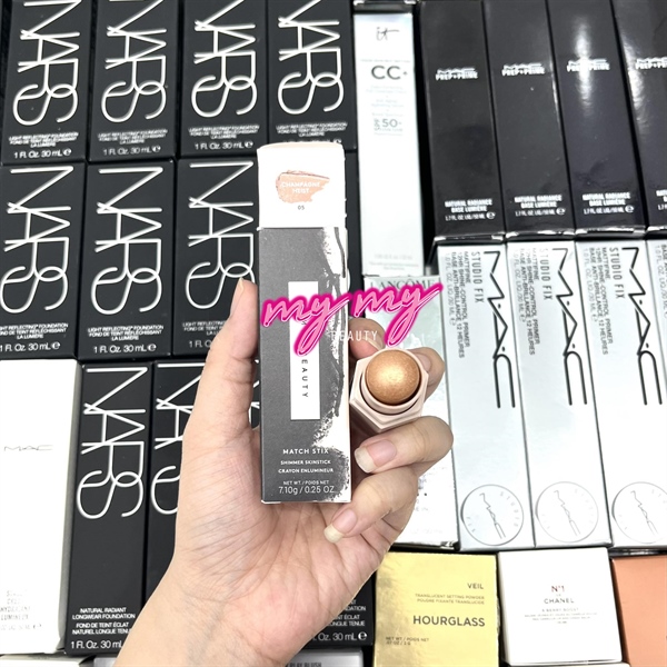 Bắt Sáng Dạng Thỏi Fenty Beauty Match Stix Shimmer Skinstick  Champaghe Heist Chạm đầu