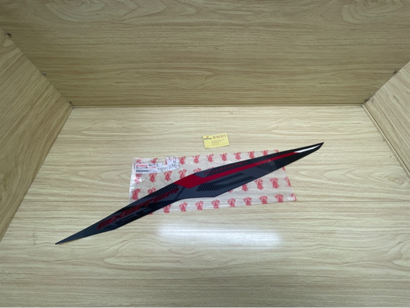 Tem sườn Ex 150 RC 16 Đỏ dưới Phải