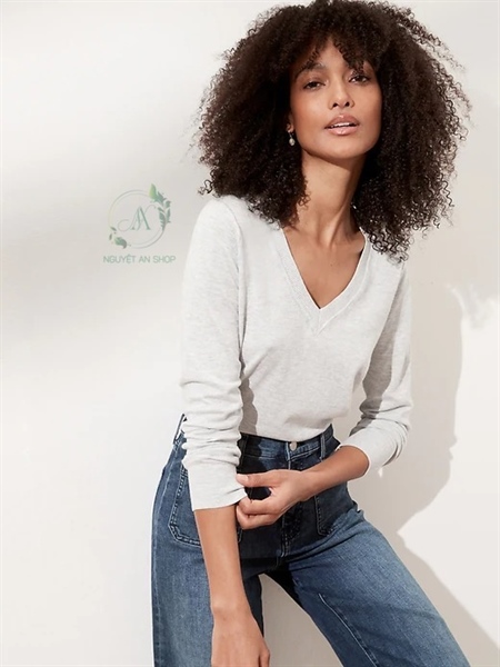 Áo len nữ cổ V Banana Republic