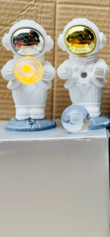 DLM-1089 Đèn ngủ đèn décor trang trí mô hình 3D phi hành gia