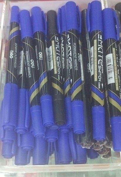 Bút lông dầu nhỏ Deli U104 xanh