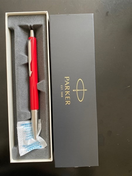 Bút ký Parker Vect X Red 2027657