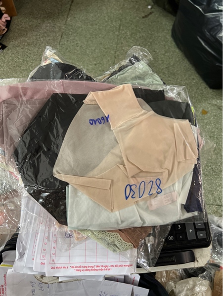 82030- q tàng hình