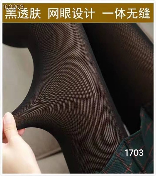 1703- q tất lưới