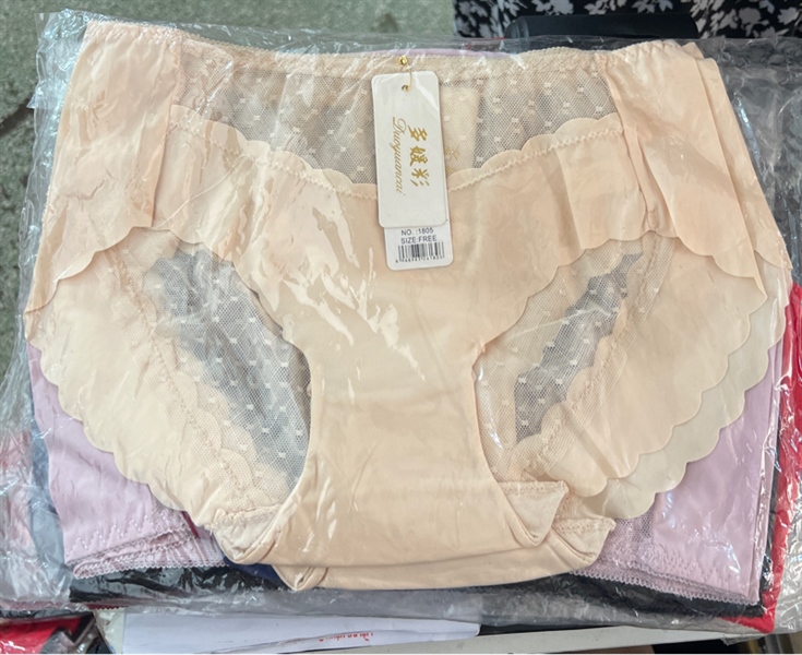 1805- q đúc pha ren