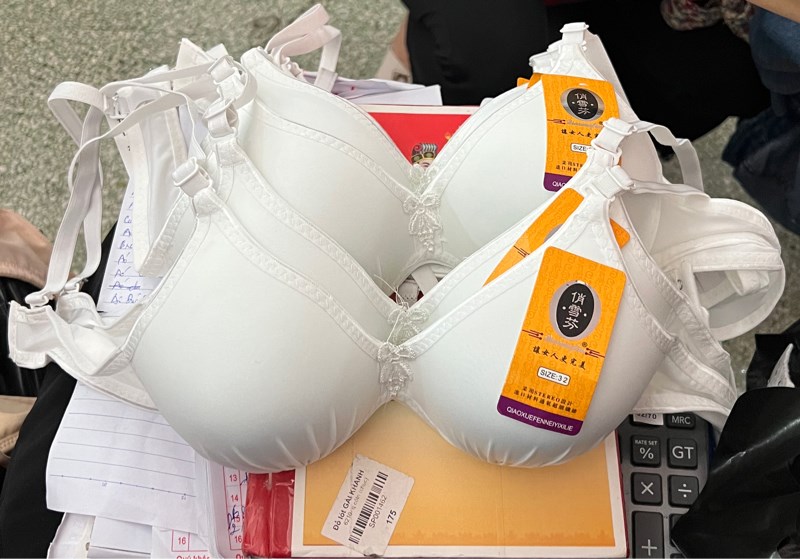 5678- áo học sinh