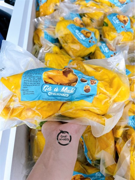 Gà ủ Muối Ông Khải's