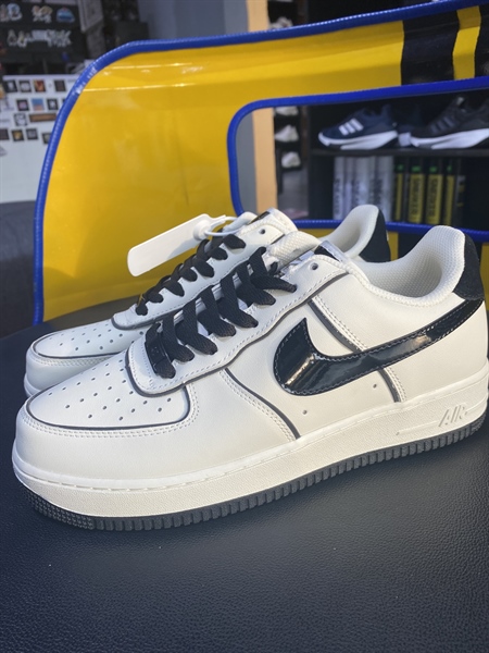 Nike Air Force 07 Viền Đen Bóng