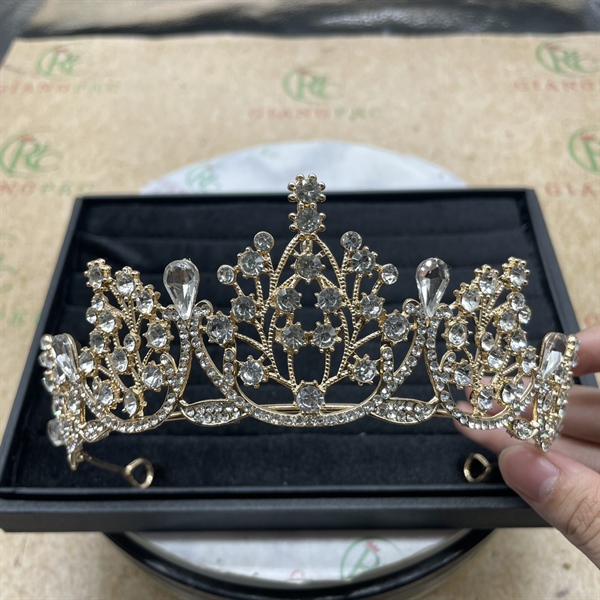 Vương miện cô dâu dáng thấp ánh vàng 6cm TP HCM GIANGPKC