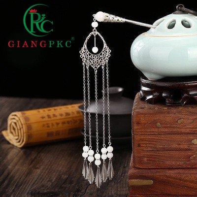 Trâm cài tóc hoa cổ trang xích bạc mẫu mới 2022 Giangpkc đuôi công