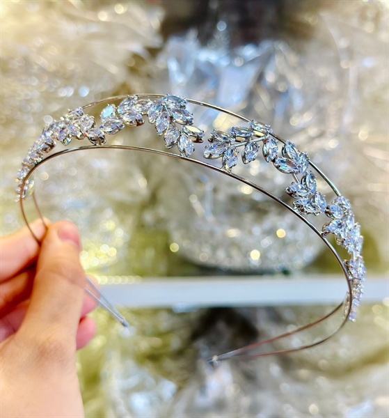 Bờm zircon lá chéo