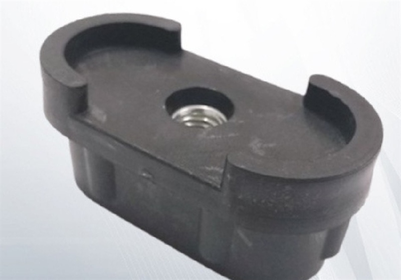 Chân đế oval 30*60 mm -M8