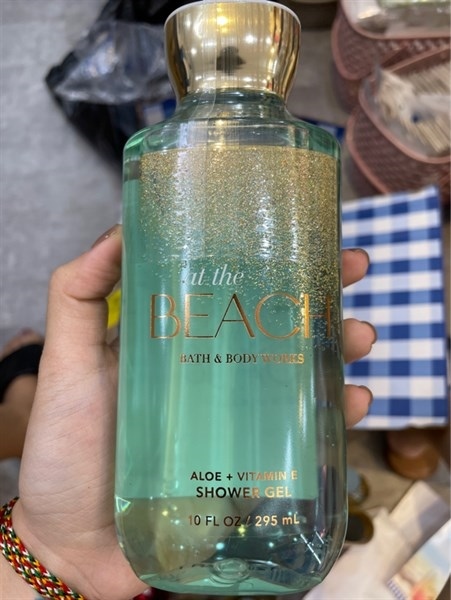 SỮA TẮM BBW AT THE BEACH 295ML