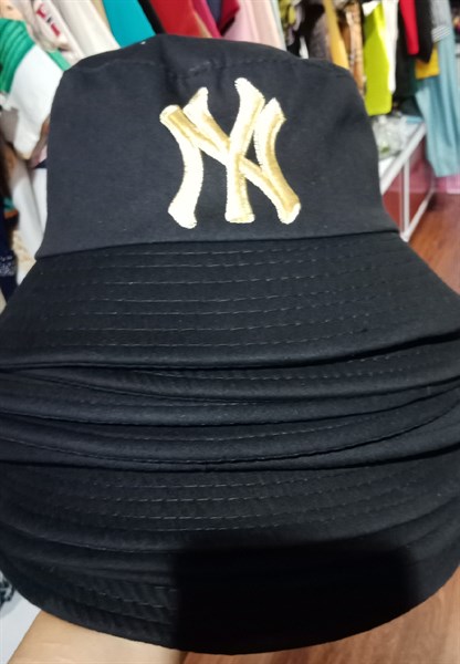 Mũ vành NY