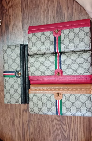 Ví cầm tay GUCCI
