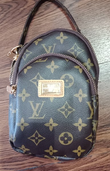 Giỏ mang chéo LV