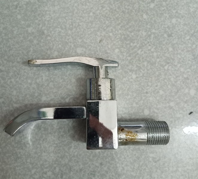Vòi Hồ Inax Vuông