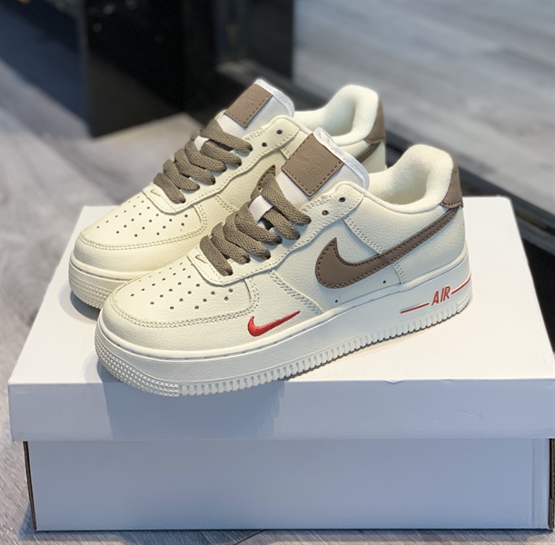 Nike Air Force Viền Nâu
