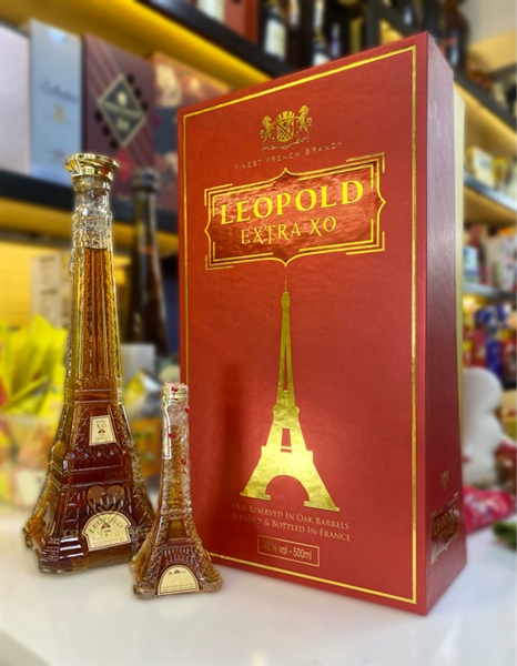 Rượu Brandy hình cái tháp XO 500ml + tháp mini 50ml
