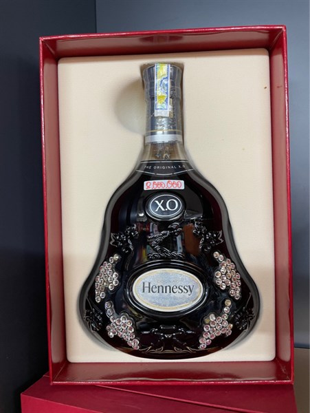 Hennessy XO kim cương trắng 700ml 40%