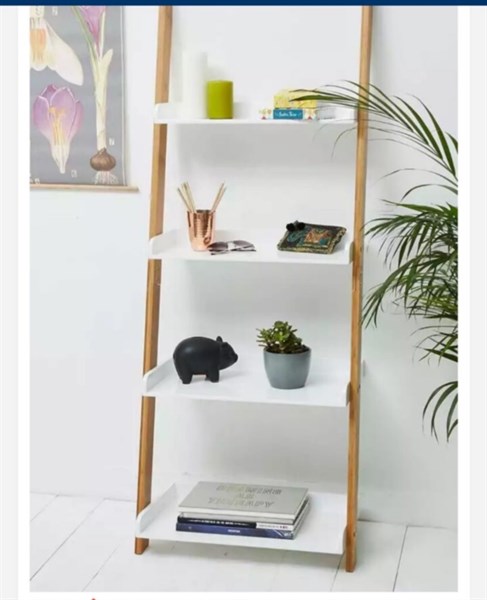 Kệ sách dựa tường