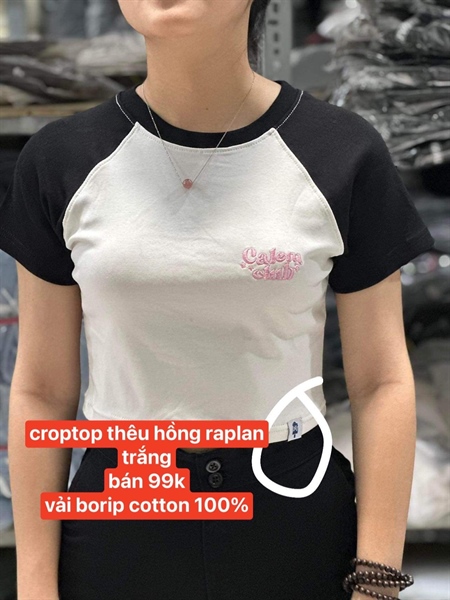 CROPTOP CALEM RAPLAN THÊU CHỮ HỒNG - TRẮNG - L