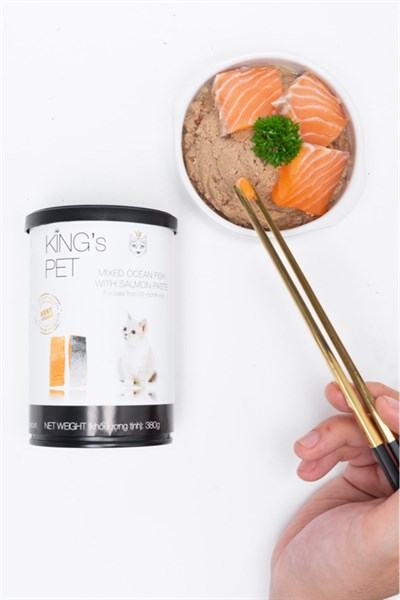 Pate lon King's Pet cho mèo vị Cá Hồi 380g