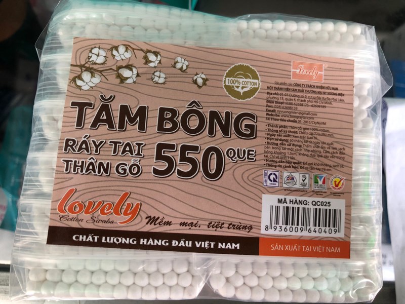 Tăm bông thân gỗ Lovely/Túi 12 gói