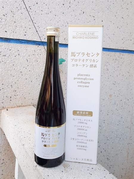 Nước uống làm đẹp Nhau Thai Ngựa - Collagen Charlene 200,000mg- 500ml