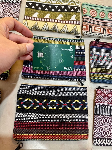 Ví thẻ vải thổ cẩm thái - Card Purse - Usd 0.9