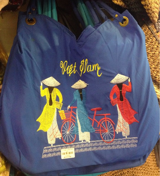 Túi cô gái tim - Bag- Usd 2