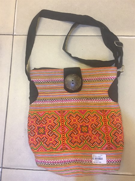 Túi mông khuy dừa bé-Bag-USD12