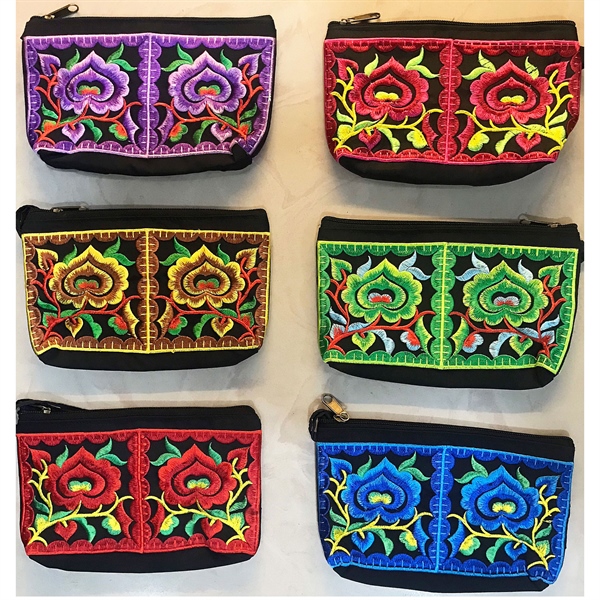 Ví tam giác hoa hồng - Embroidery purse - Usd 1.6