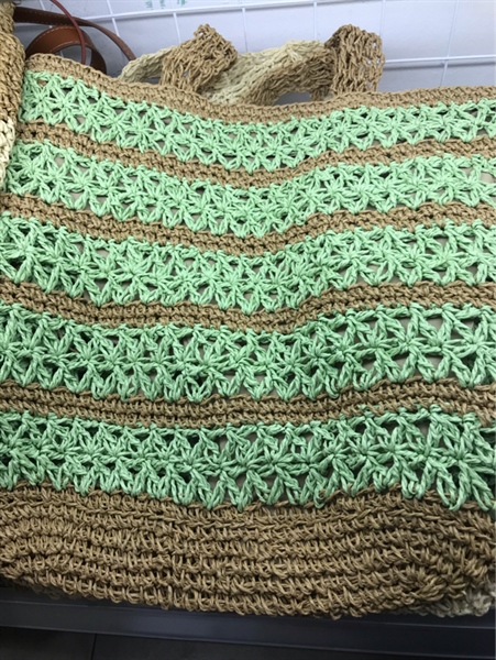 Túi cói vuông đan hoa - Sedge bag - Usd 11