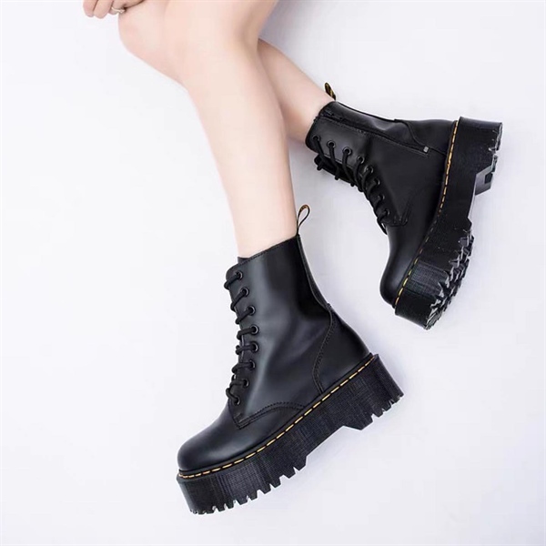 147 COMBAT BOOTS