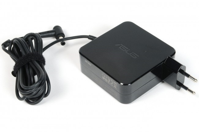 Sạc Asus vuông chân nhỡ 19v-3.42a Zin (6T)