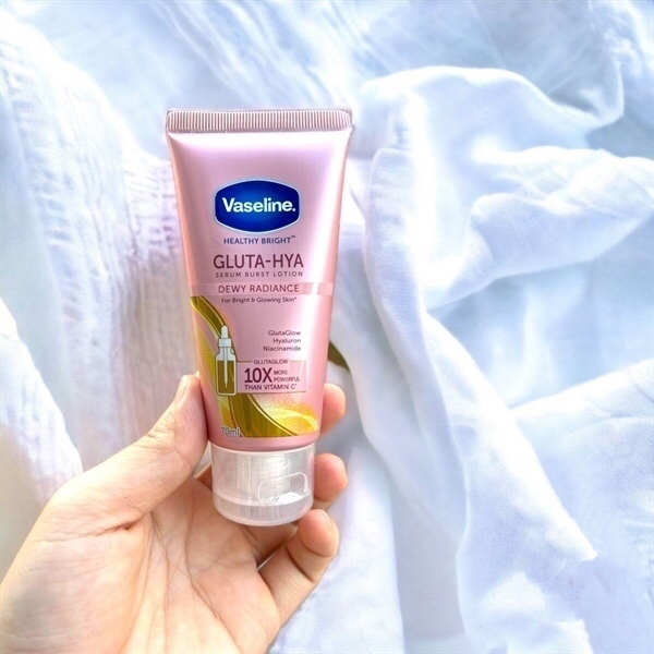 LOTION VASELINE HỒNG MINI 70ML