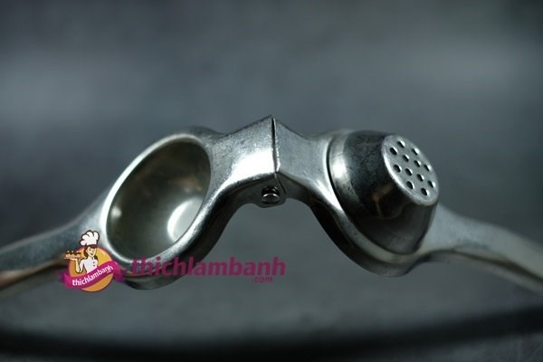 Dụng cụ ép chanh