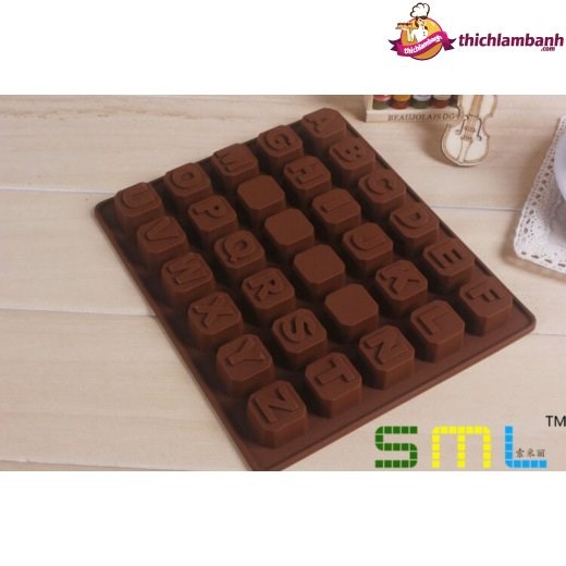 Khuôn silicon 26 chữ cái + 4 ô trống