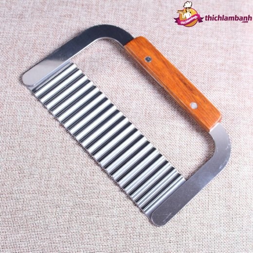 Dao lượn sóng cán gỗ