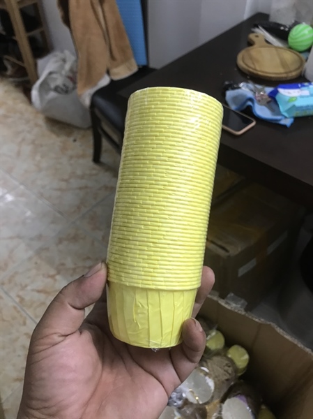 Cup giấy tròn màu vàng 50C