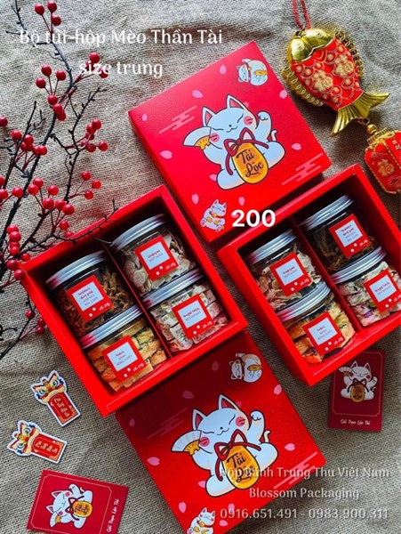 Hộp bánh dứa mèo thần tài Size trung (Vuông)