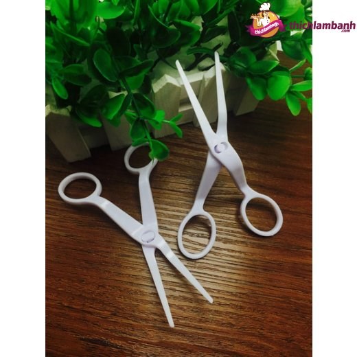 Kéo gắp hoa hồng nhựa bbk