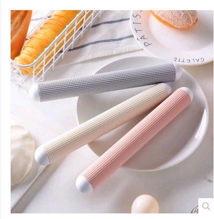 Cán bột nhựa gai 27 cm